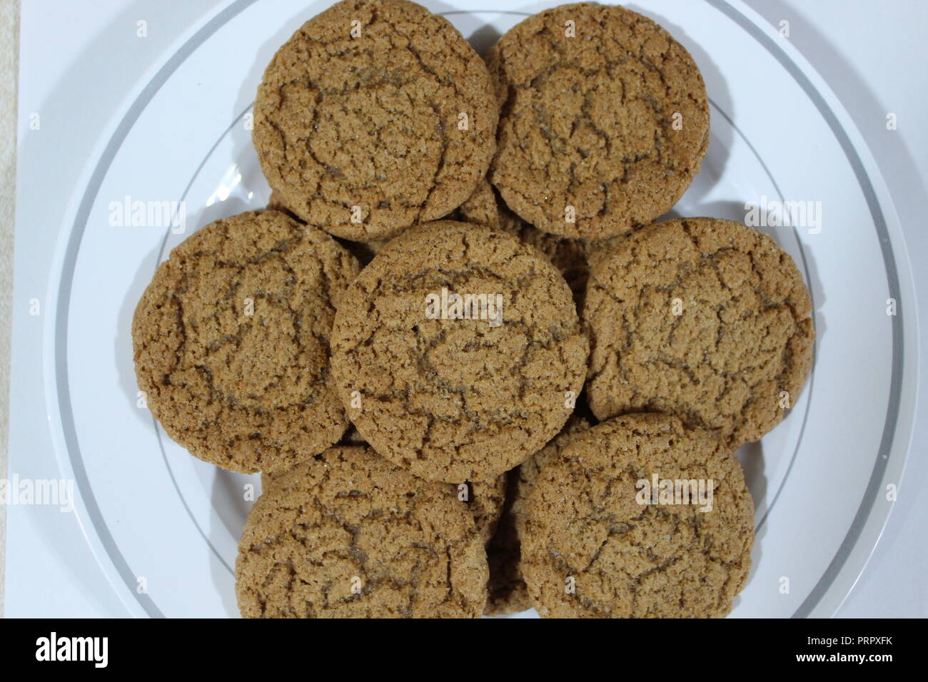 I cookie di zucca su una piastra Foto Stock