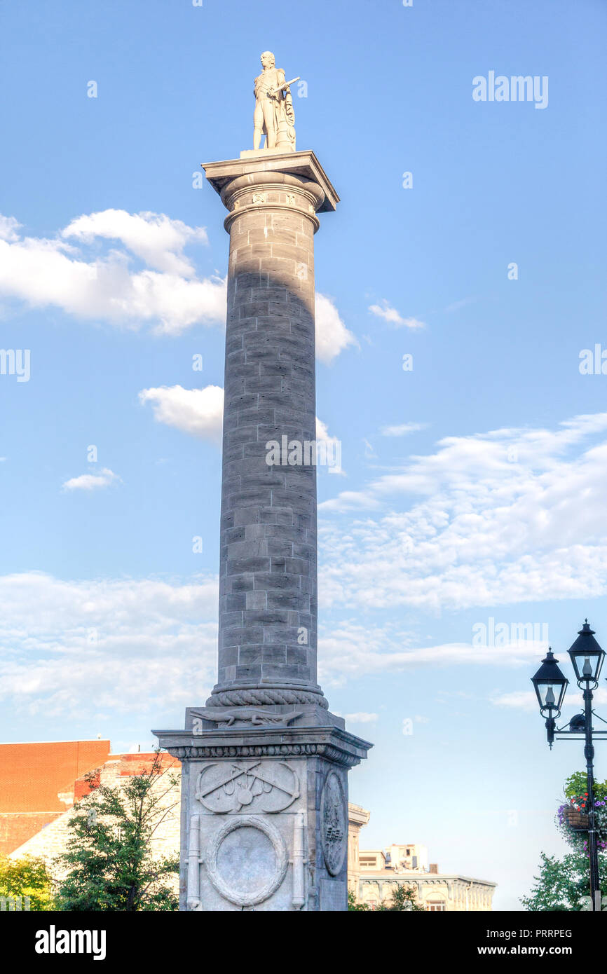 Nelson la colonna è un monumento storico eretto nel 1809 sul luogo Jacques-Cartier a Montreal, Quebec, in memoria di ammiraglio Horatio Nelson, seguente hi Foto Stock