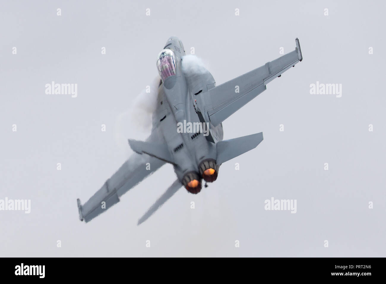 Royal Australian Air Force (RAAF) Boeing F/A-18F Super Hornet multirole fighter aircraft un44-222 basato a RAAF Amberley nel Queensland. Foto Stock