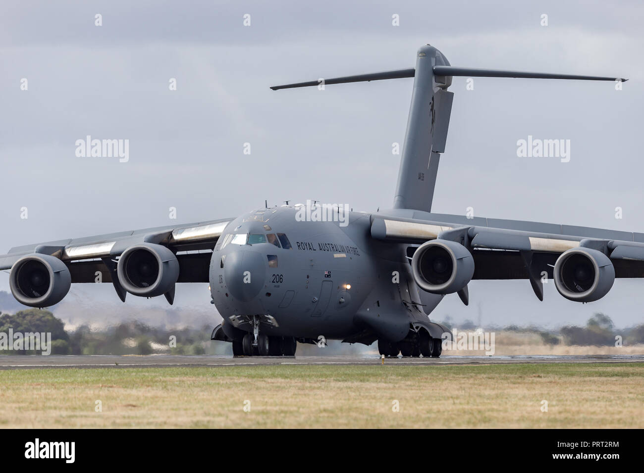 Royal Australian Air Force (RAAF) Boeing C-17A Globemaster III grandi velivoli da carico militari un41-206 da 36 Squadron basato a RAAF Amberley, Queensla Foto Stock