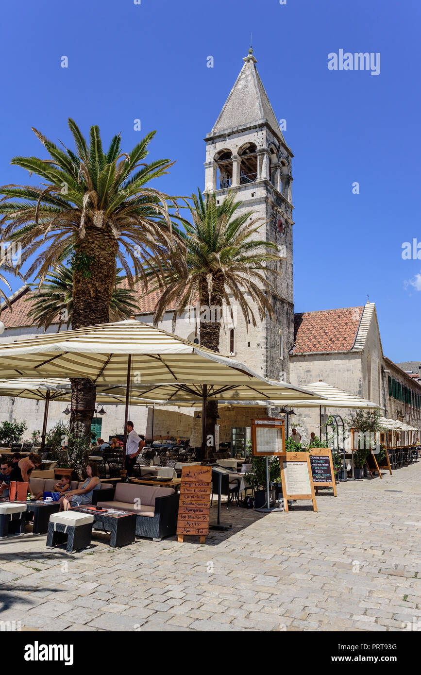 Passeggiata principale a Trogir, Dalmazia, Croazia. Foto Stock