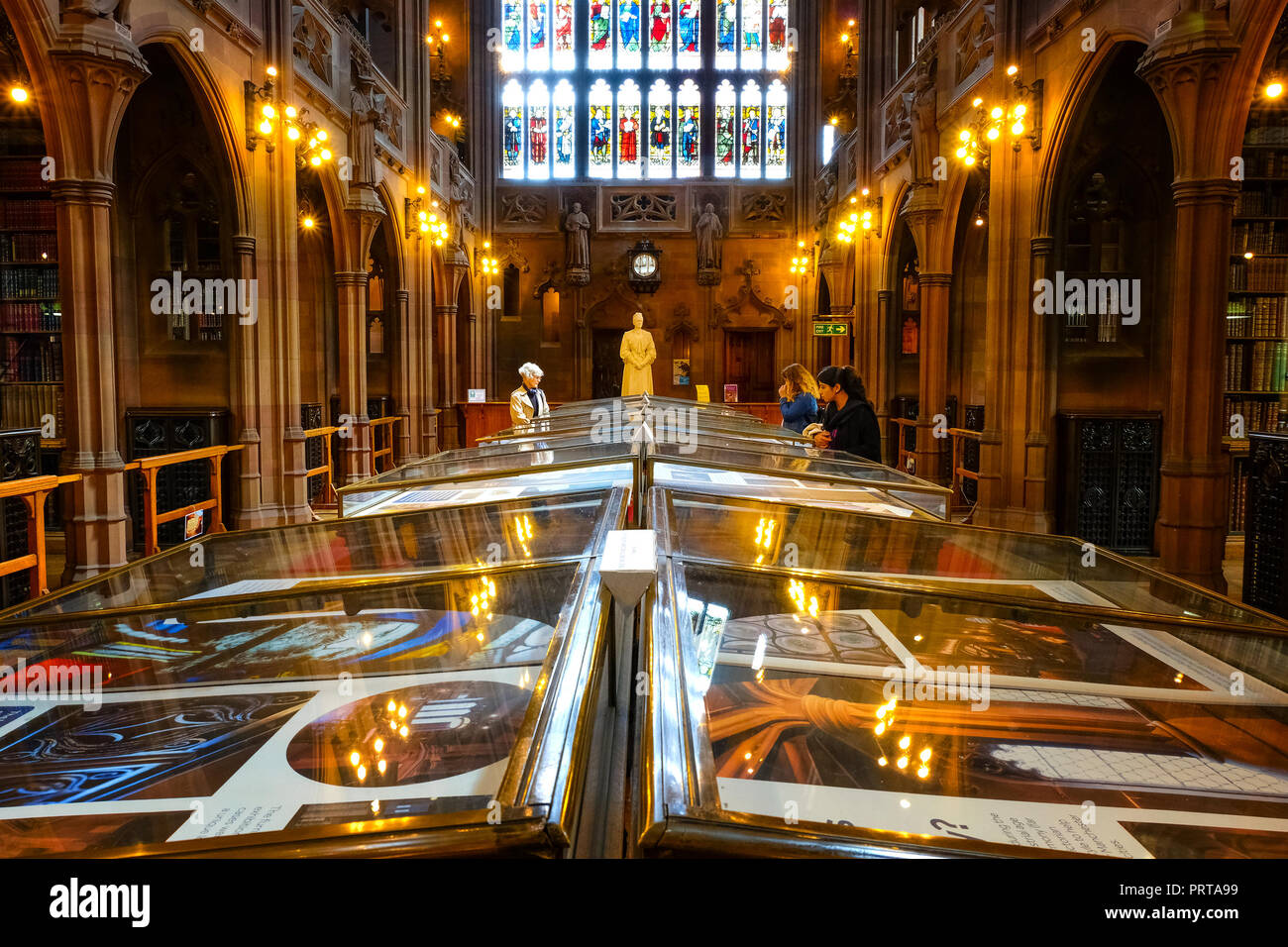 Manchester, Regno Unito - 18 Maggio 2018: John Rylands Library costruito nel 1988 da Enriqueta Rylands, sua moglie dopo Giovanni della morte, è aperto al pubblico nel 1900. Il Foto Stock