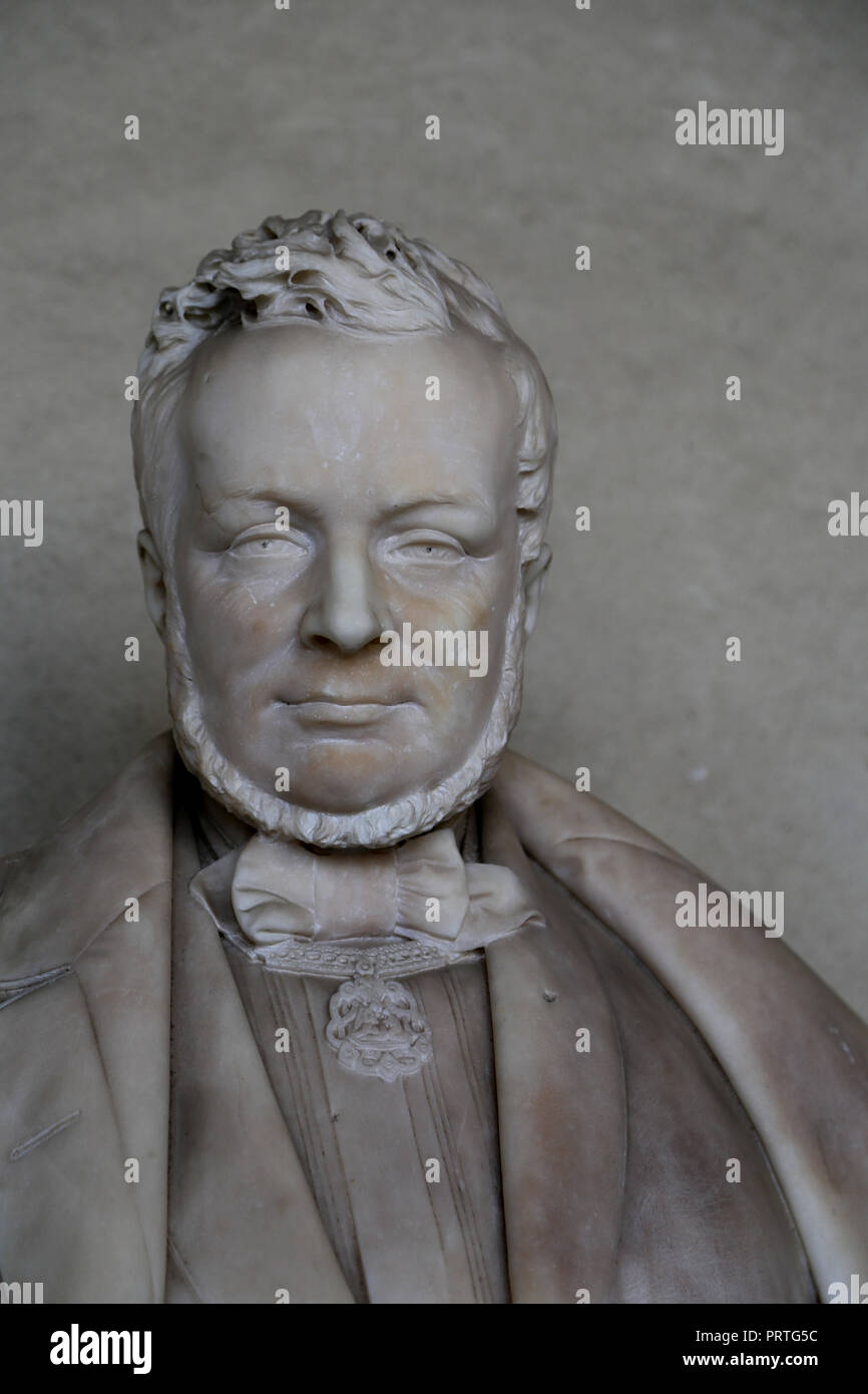 Cavour (1810-1861). Statista italiano e la figura dell'unificazione italiana. Primo Primer Ministre d'Italia. Statua. Campo Santo. Pisa. L'Italia. Foto Stock