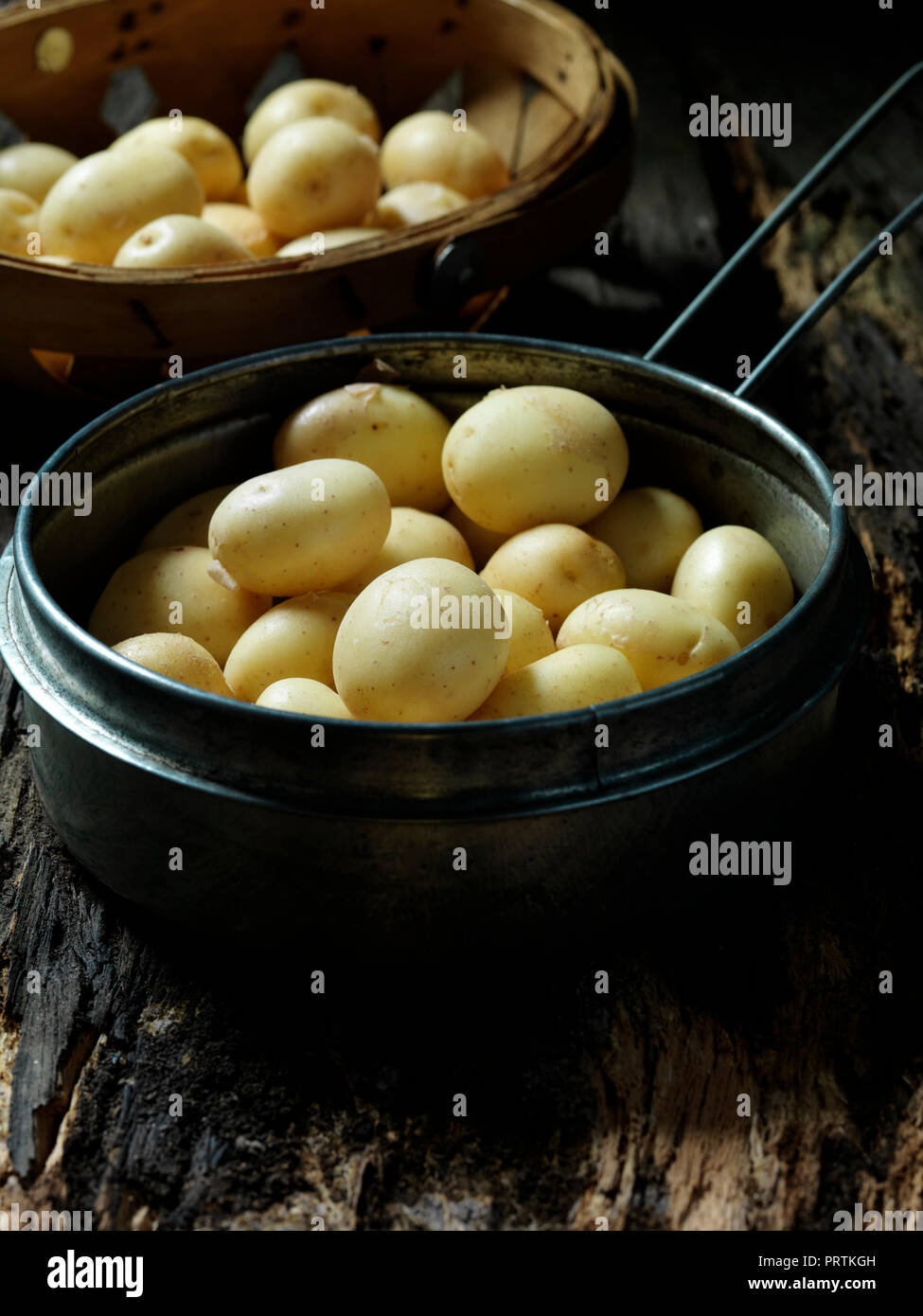 Patate novelle Foto Stock