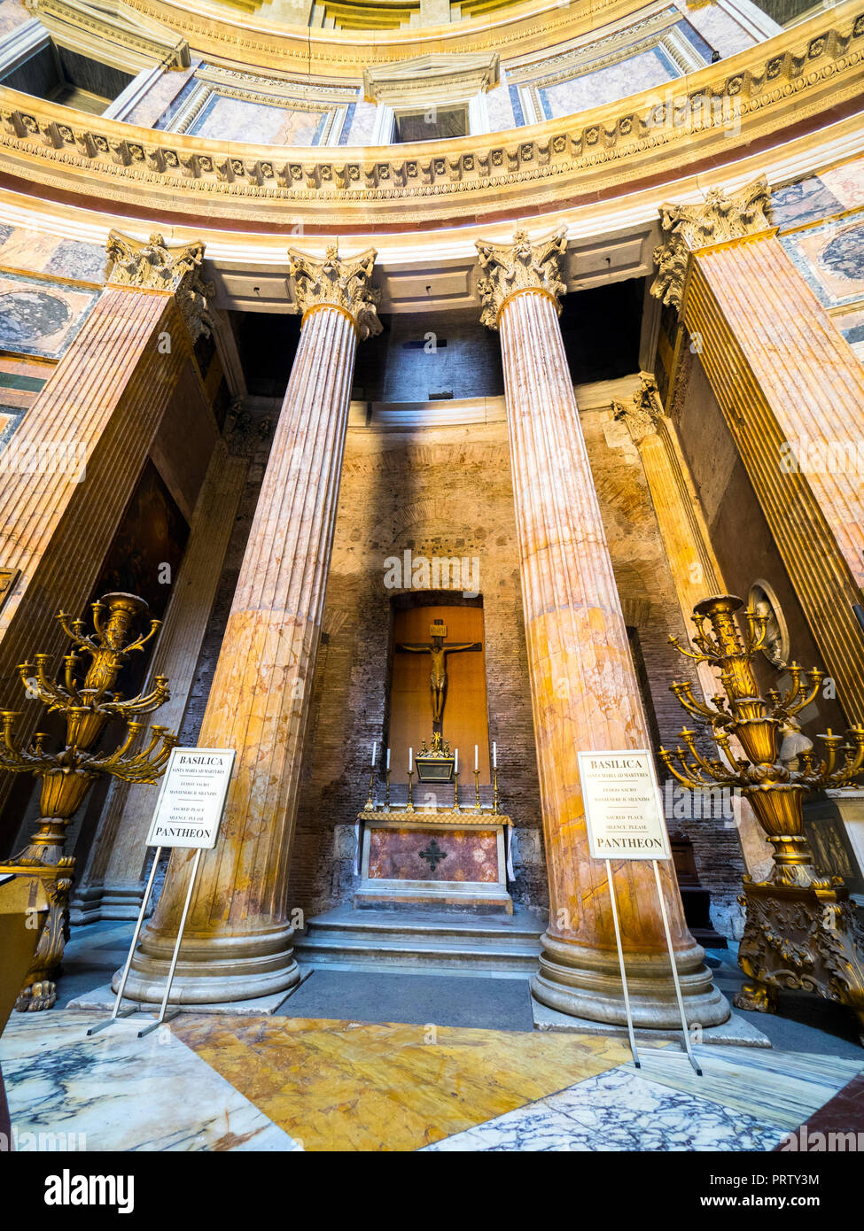 Vista interna del Pantheon - Roma, Italia Foto Stock