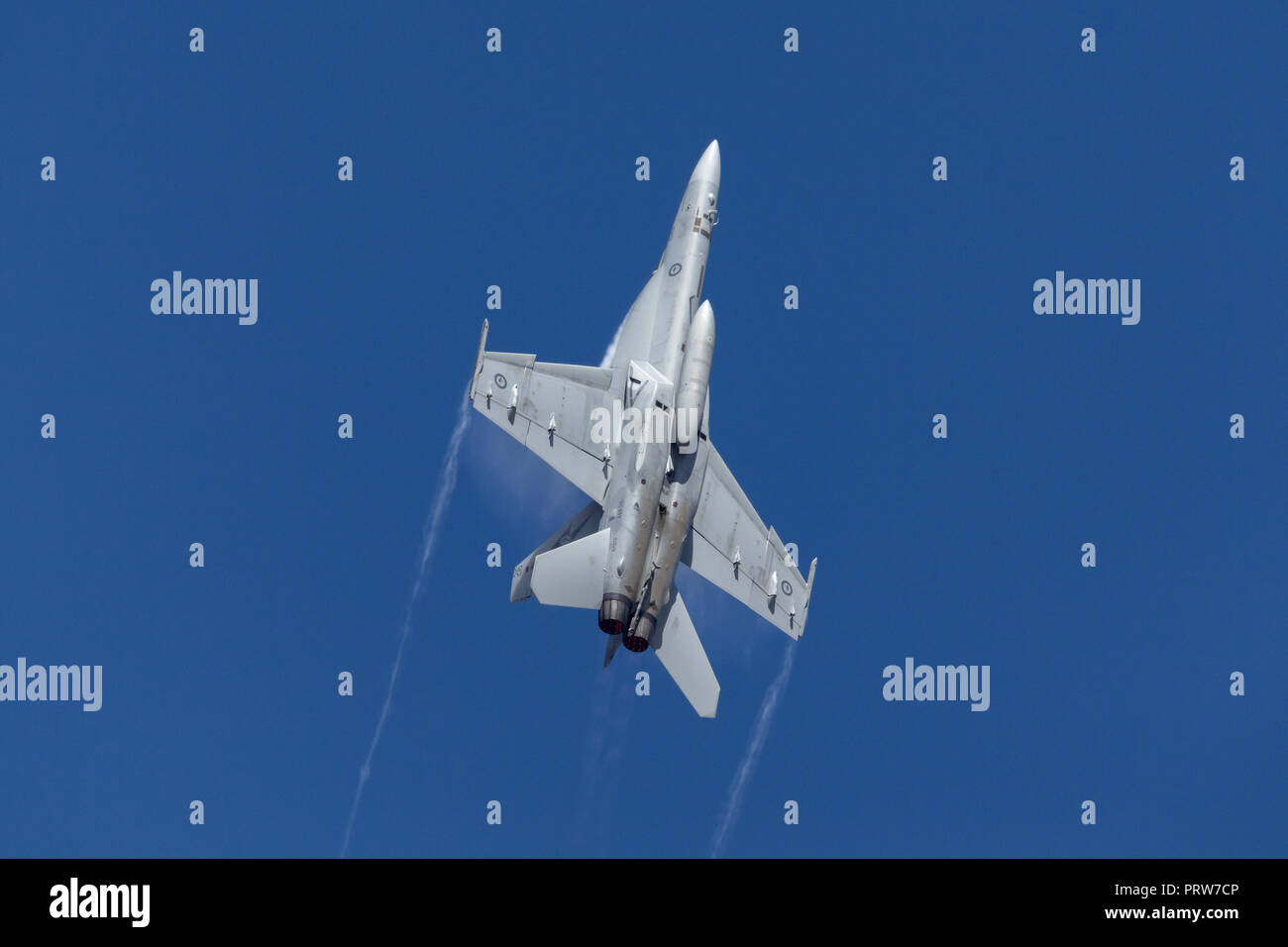 Royal Australian Air Force (RAAF) Boeing F/A-18F Super Hornet multirole fighter aircraft un44-216 basato a RAAF Amberley nel Queensland. Foto Stock
