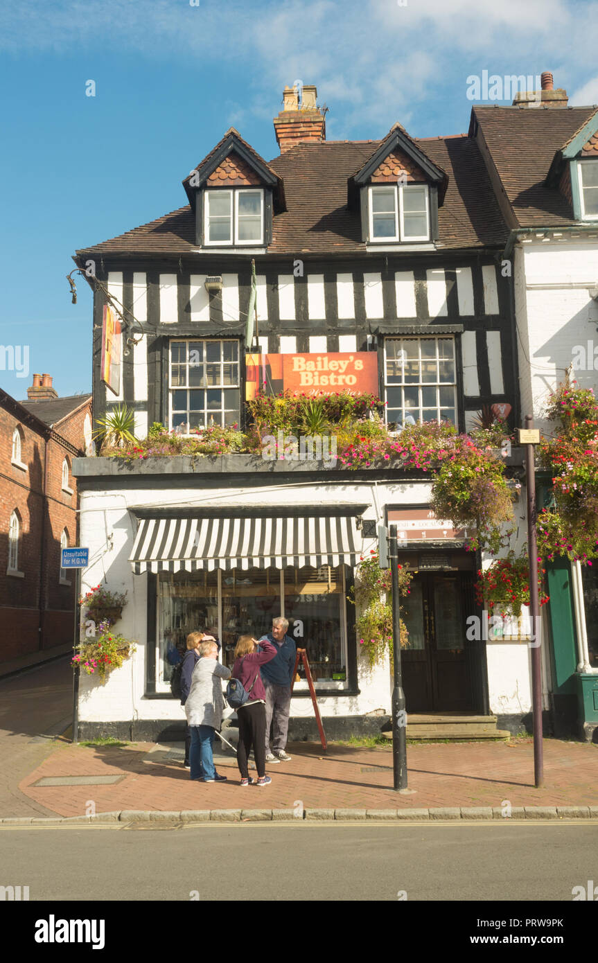 Centro città negozi,High Street, Bridgnorth, Shropshire, Regno Unito Foto Stock