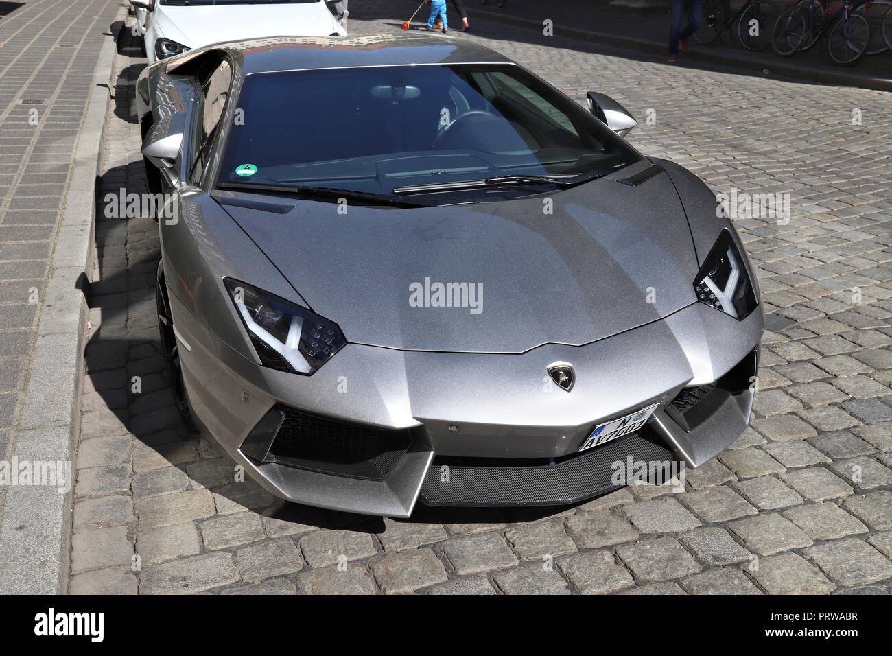 Norimberga, Germania - 6 Maggio 2018: Lamborghini Aventador sportive di lusso auto parcheggiate in Germania. Vi erano 45,8 milioni di autovetture immatricolate in Germania (come di Foto Stock