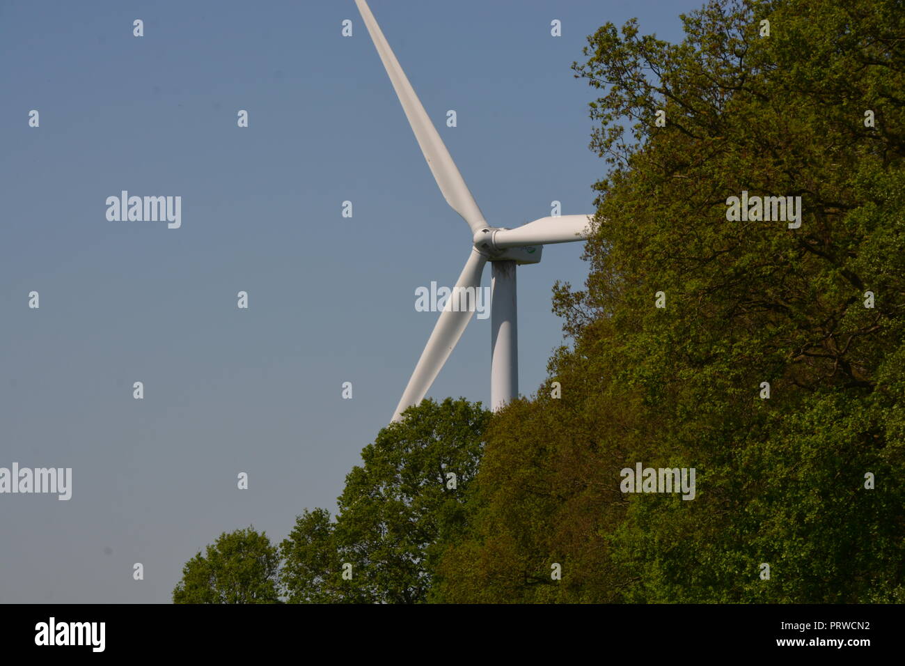 Windenergie Windkraftanlage Hintergrund Foto Stock