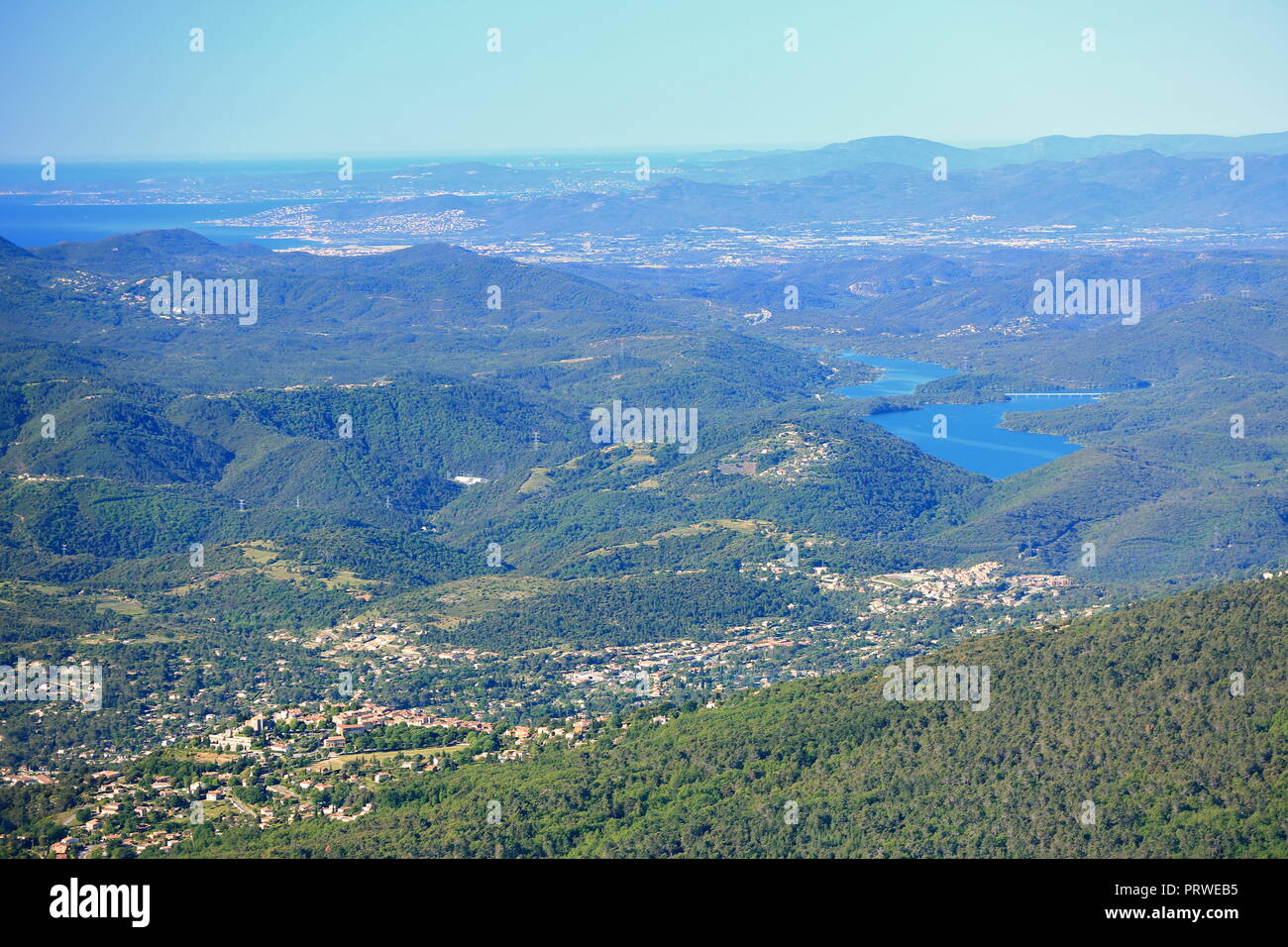 A vista al di sopra del Esterel e valle Siagne, 06, Alpes-Maritimes, Cote d'azur, PACA, Foto Stock