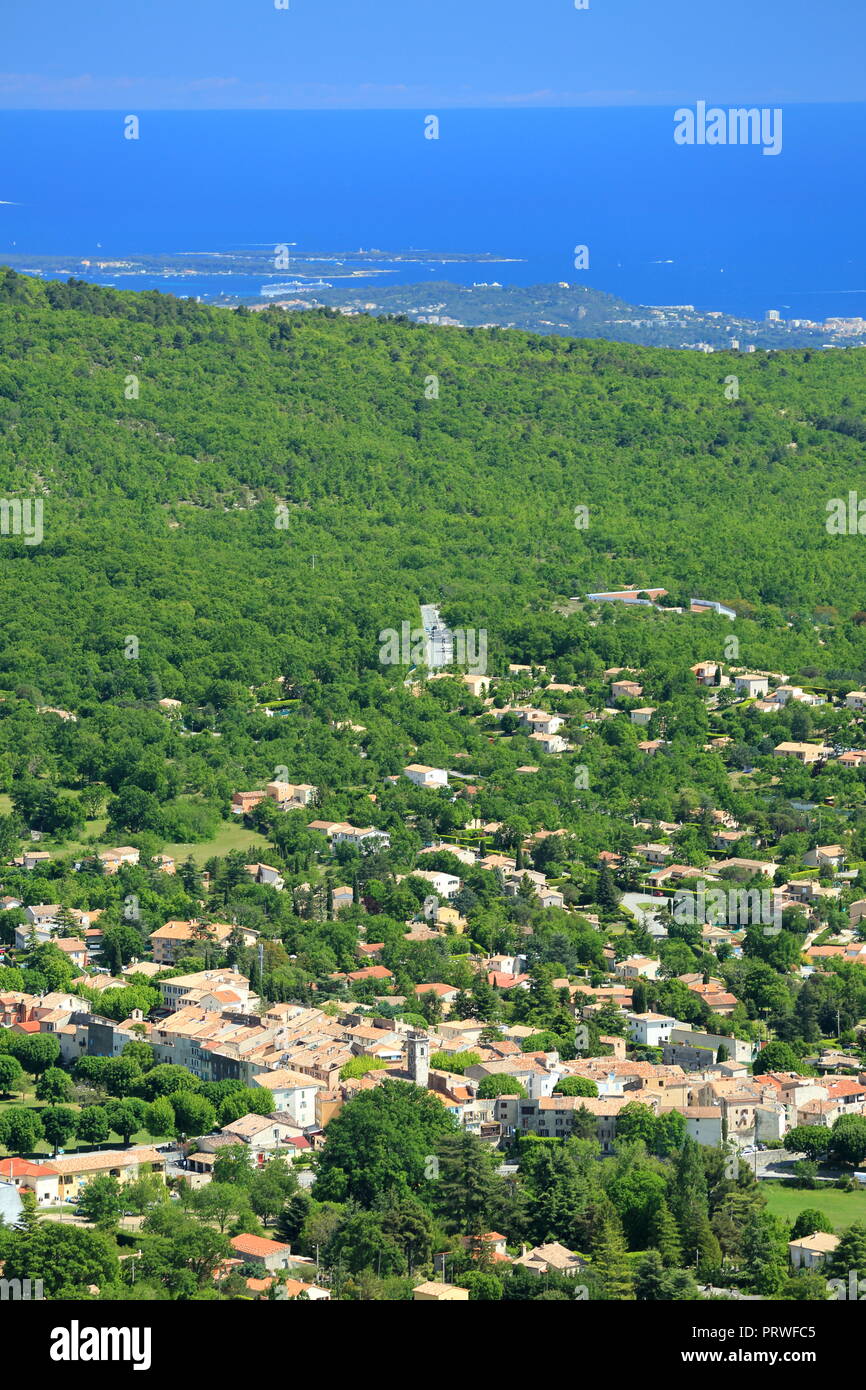 Vue aerienne sur Saint vallier de Thiey, Prealpes d'Azur, 06, Alpes-Maritimes, Cote d'azur, PACA, Foto Stock
