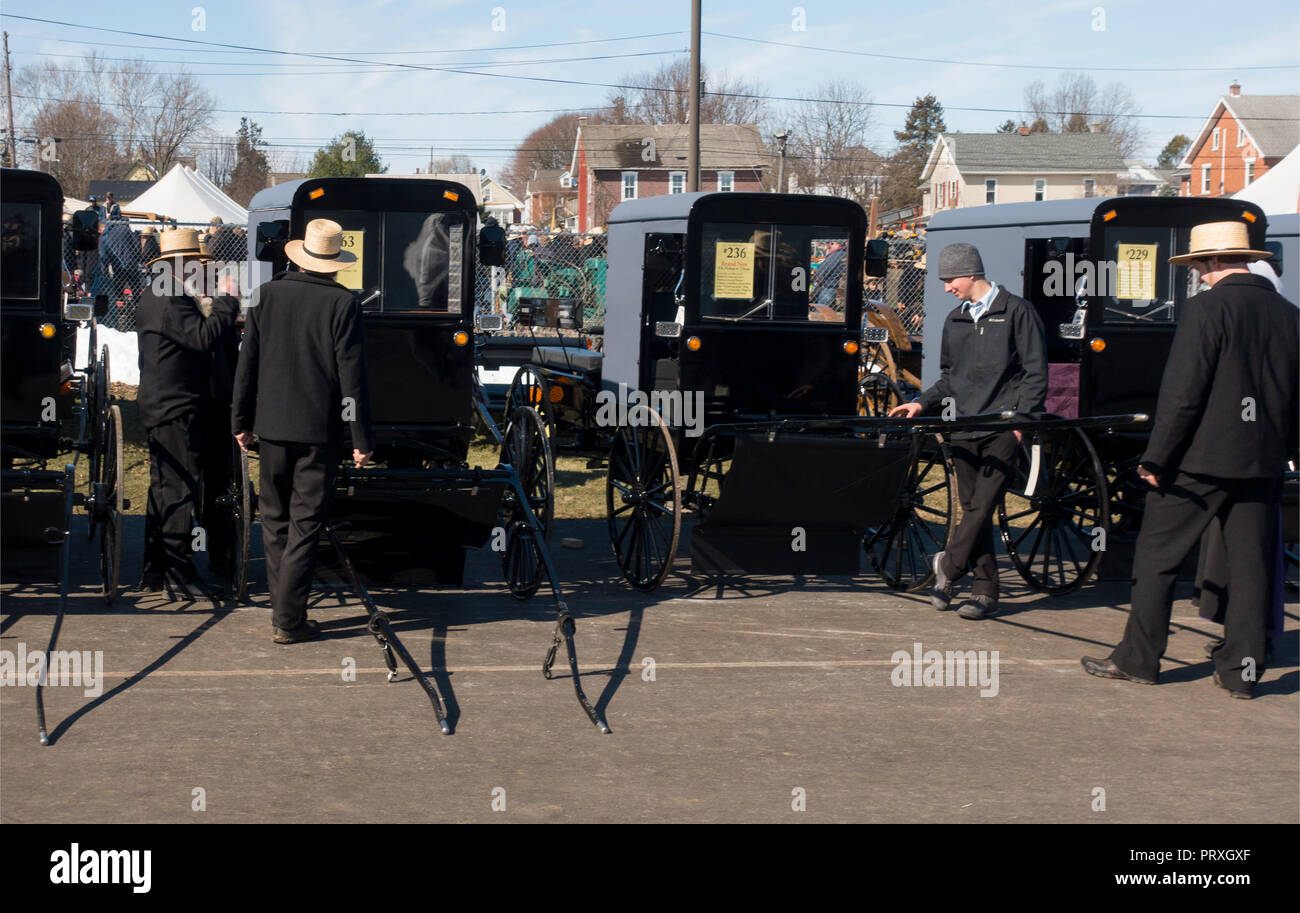 Amish buggy vendita Lancaster PA Foto Stock