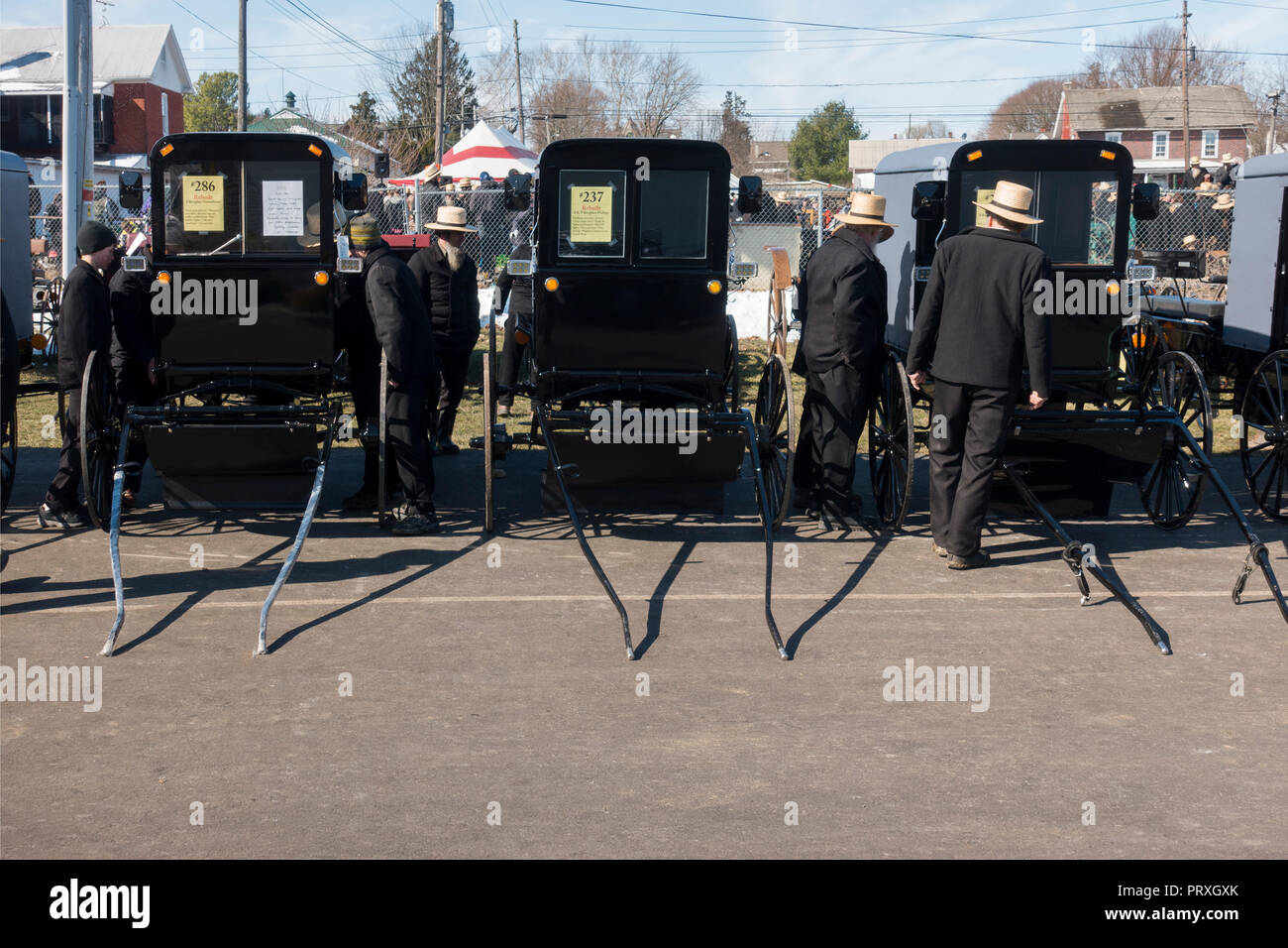 Amish buggy vendita Lancaster PA Foto Stock