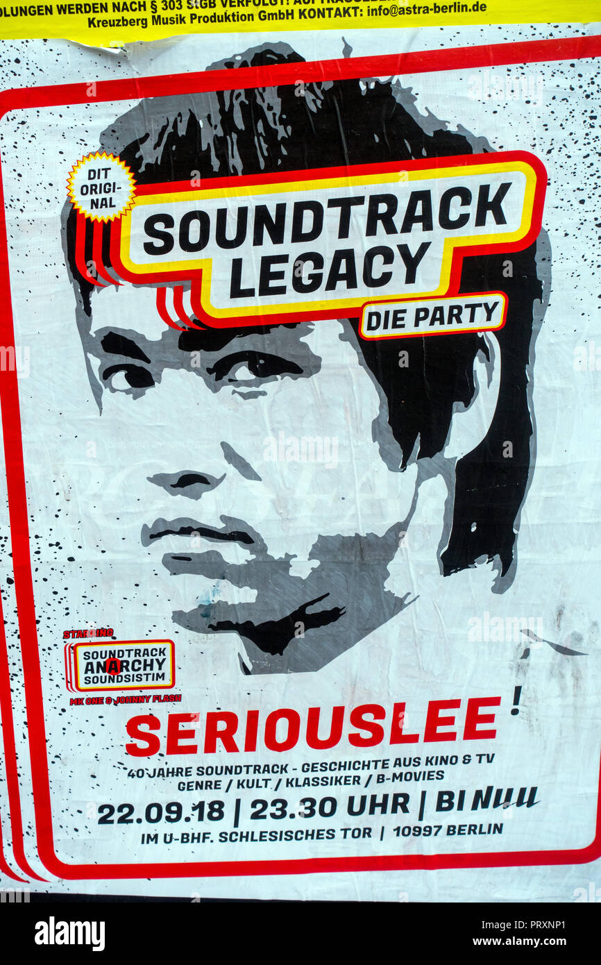 Poster sulla parete pubblicità eventi musicali Foto Stock