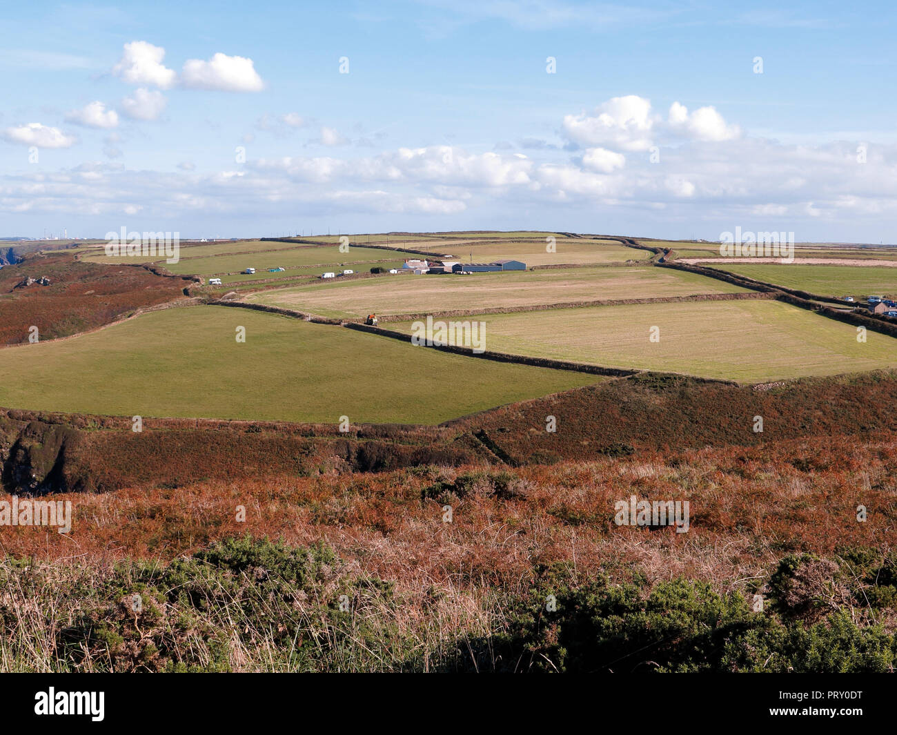Pembrokeshire, guardando dal vecchio parco dei cervi da Martins haven, Settembre 2018 Foto Stock