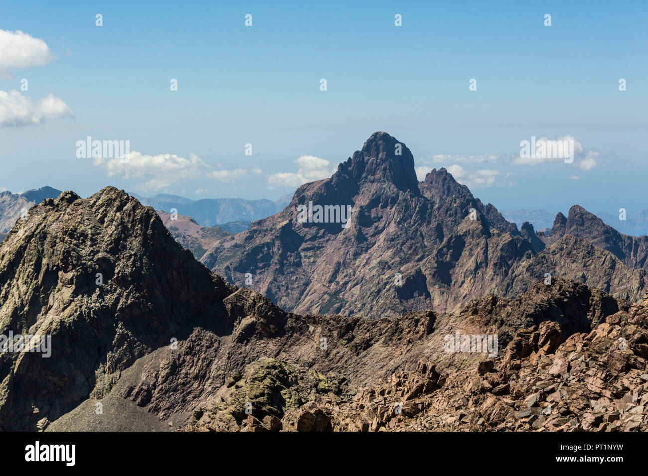 Il picco roccioso di Paglia Orba visto dal Monte Cinto, Haut-Asco, Corte, Corsica, Francia Foto Stock
