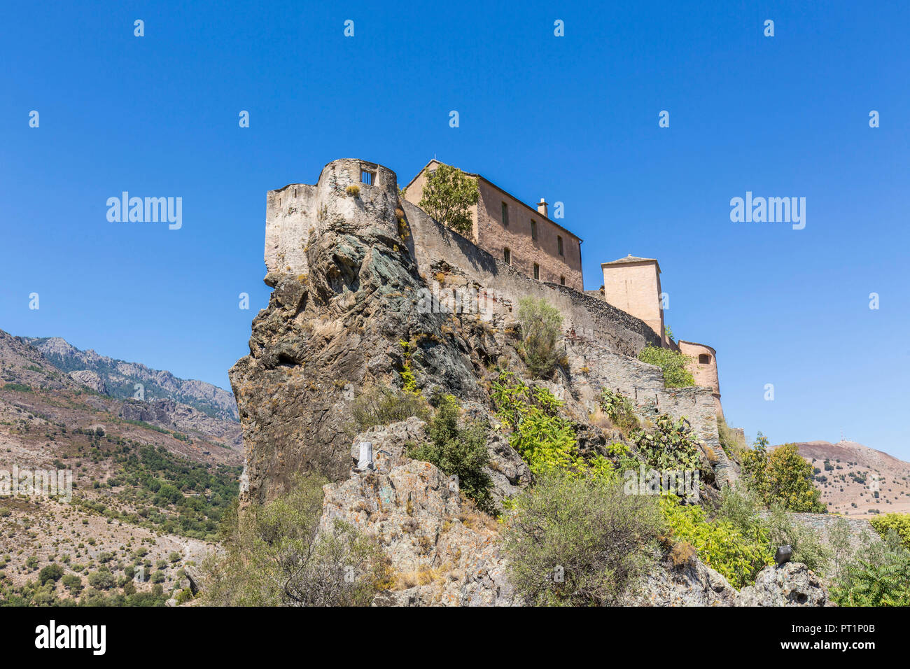 L'antica cittadella costruito sulle rocce, Corte, Corsica, Francia Foto Stock