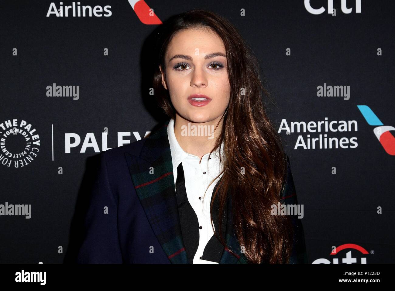 New York, Stati Uniti d'America. 5 Ottobre, 2018. Sophie Skelton presso gli arrivi per OUTLANDER al PaleyFest New York 2018, Paley Centre for Media, New York, NY Ottobre 5, 2018. Credito: Steve Mack/Everett raccolta/Alamy Live News Foto Stock