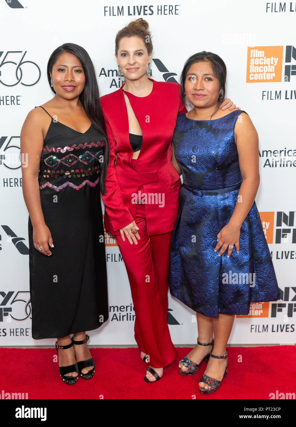 New York, Stati Uniti d'America. Il 5 ottobre 2018. Yalitza Aparacio, Marina de Tavira, Nancy Garcia frequentare premiere di Roma durante la cinquantaseiesima New York Film Festival di Alice Tully Hall, Lincoln Center Credito: lev radin/Alamy Live News Foto Stock