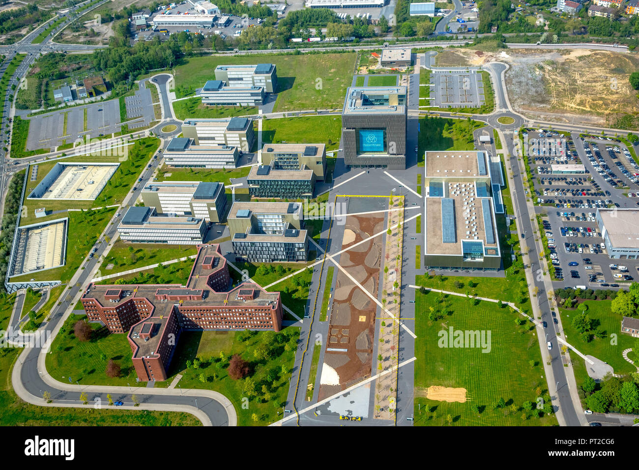 Thyssen Krupp Quartier, Thyssen Krupp Industrial Solutions AG, ThyssenKrupp Systems & Services GmbH, ThyssenKrupp quartier generale di Essen, Essen, la zona della Ruhr, Renania settentrionale-Vestfalia, Germania, Europa Foto Stock