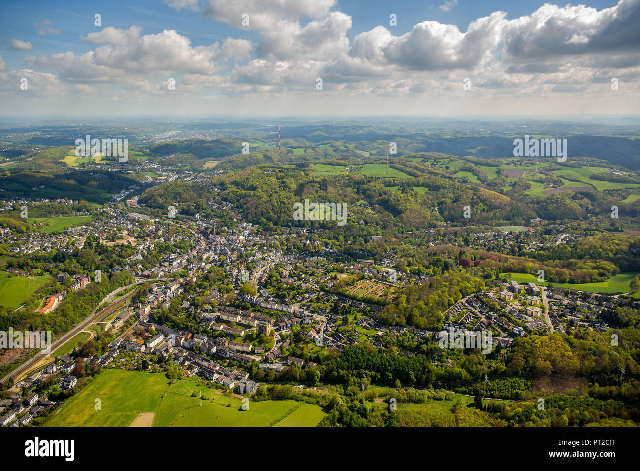 Panoramica di Velbert-Langenberg con stazione TV, torri di trasmissione, Velbert-Langenberg, Velbert, la zona della Ruhr, Renania settentrionale-Vestfalia, Germania, Europa Foto Stock