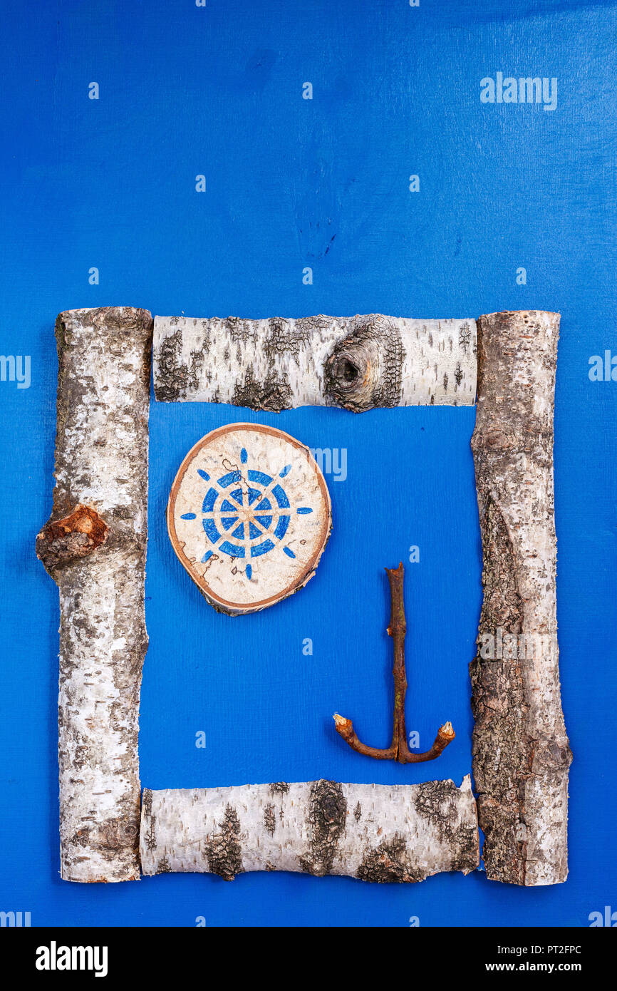 Telaio di betulla con decorazione marittima, materiale naturale Foto Stock