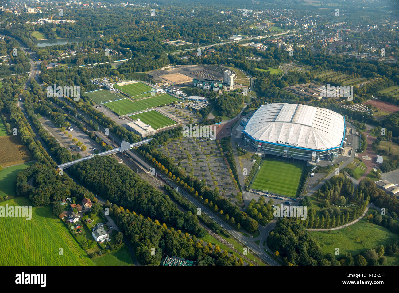 Schalke, Arena Auf Schalke, ex Parkstadion, Veltins Arena, Cortile Gelsenkirchen, clinica di riabilitazione, medicos.AufSchalke Reha GmbH & Co. KG, Gelsenkirchen, zona della Ruhr, Nord Reno-Westfalia, Germania Foto Stock