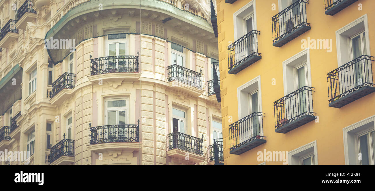 La facciata della casa, Madrid, Spagna, architettura urbana, close-up Foto Stock
