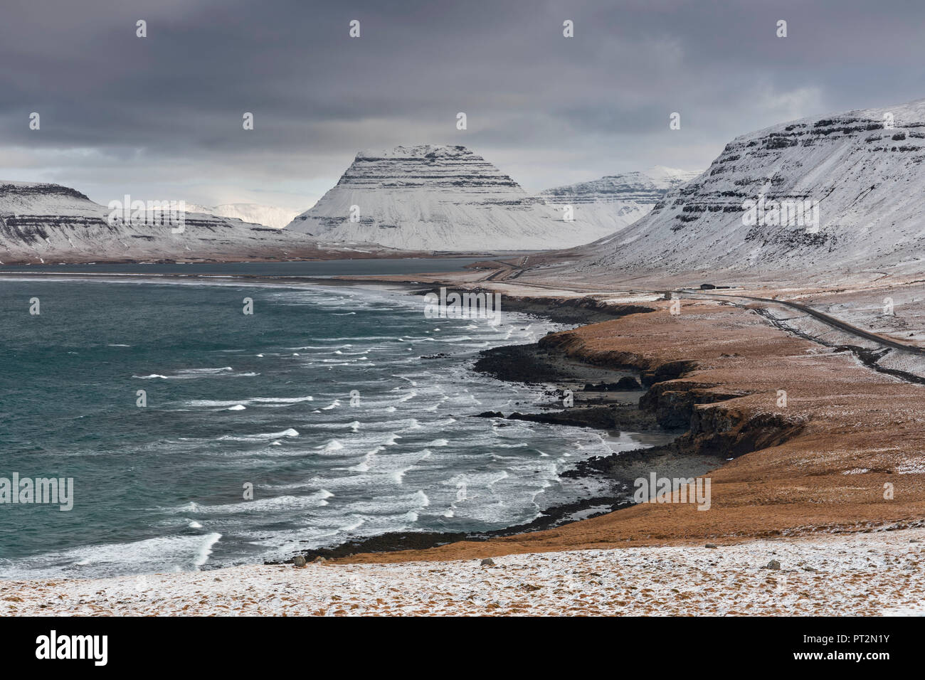 Il magico paesaggio della penisola Snaefellsness, Vesturland, Western Islanda, Europa Foto Stock