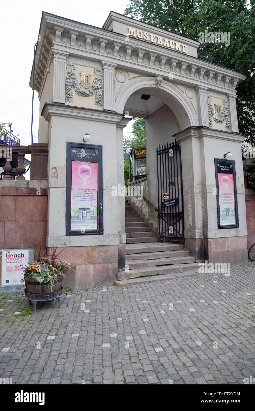 Giardino della birra con la miglior vista di Södermalm il quartiere studentesco Foto Stock