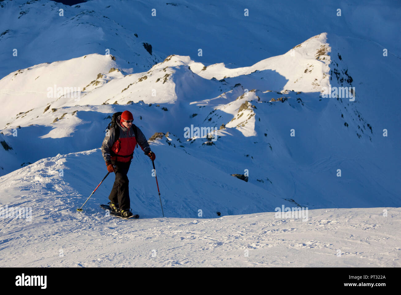 Tour con racchette da neve a picco Frühmesser, Alpi di Kitzbühel, Tirolo, Austria Foto Stock