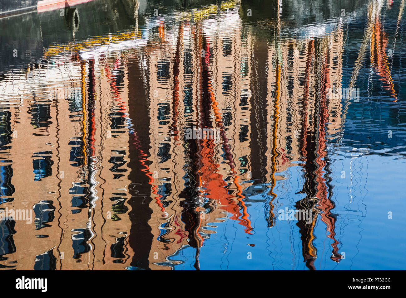 Inghilterra, Londra, Wapping, St.Katharine Docks, chiatte a vela Foto Stock