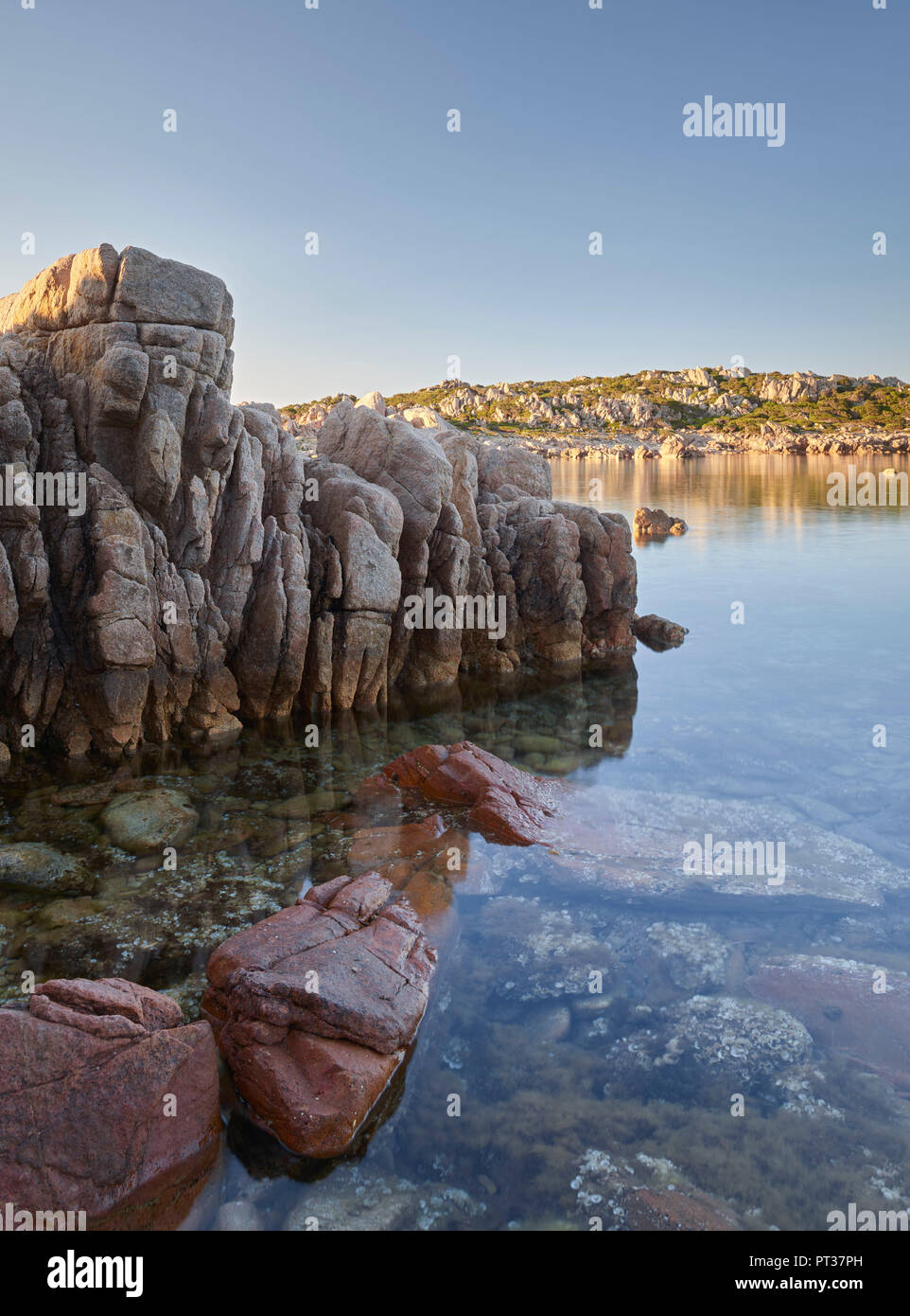 Le formazioni rocciose in Bruzzi riserva naturale, vicino Pianottoli-Caldarello, Corse du Sud, Corsica, Francia Foto Stock