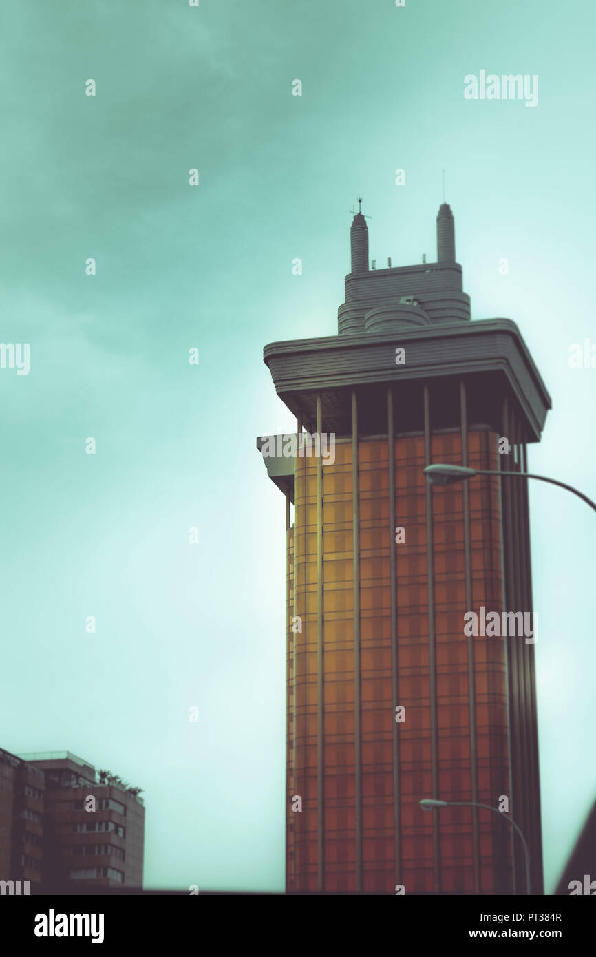 Torres de Colón, torri del colon in Spagna a Madrid, la costruzione di uffici e di una parte del disegno urbano Foto Stock