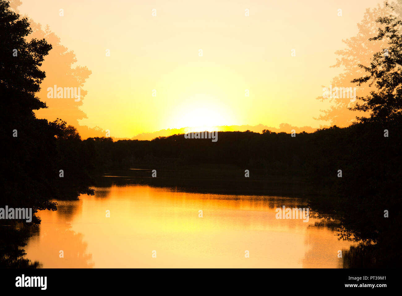 Tramonto al serbatoio Obersee in Bielefeld-Schildesche Foto Stock