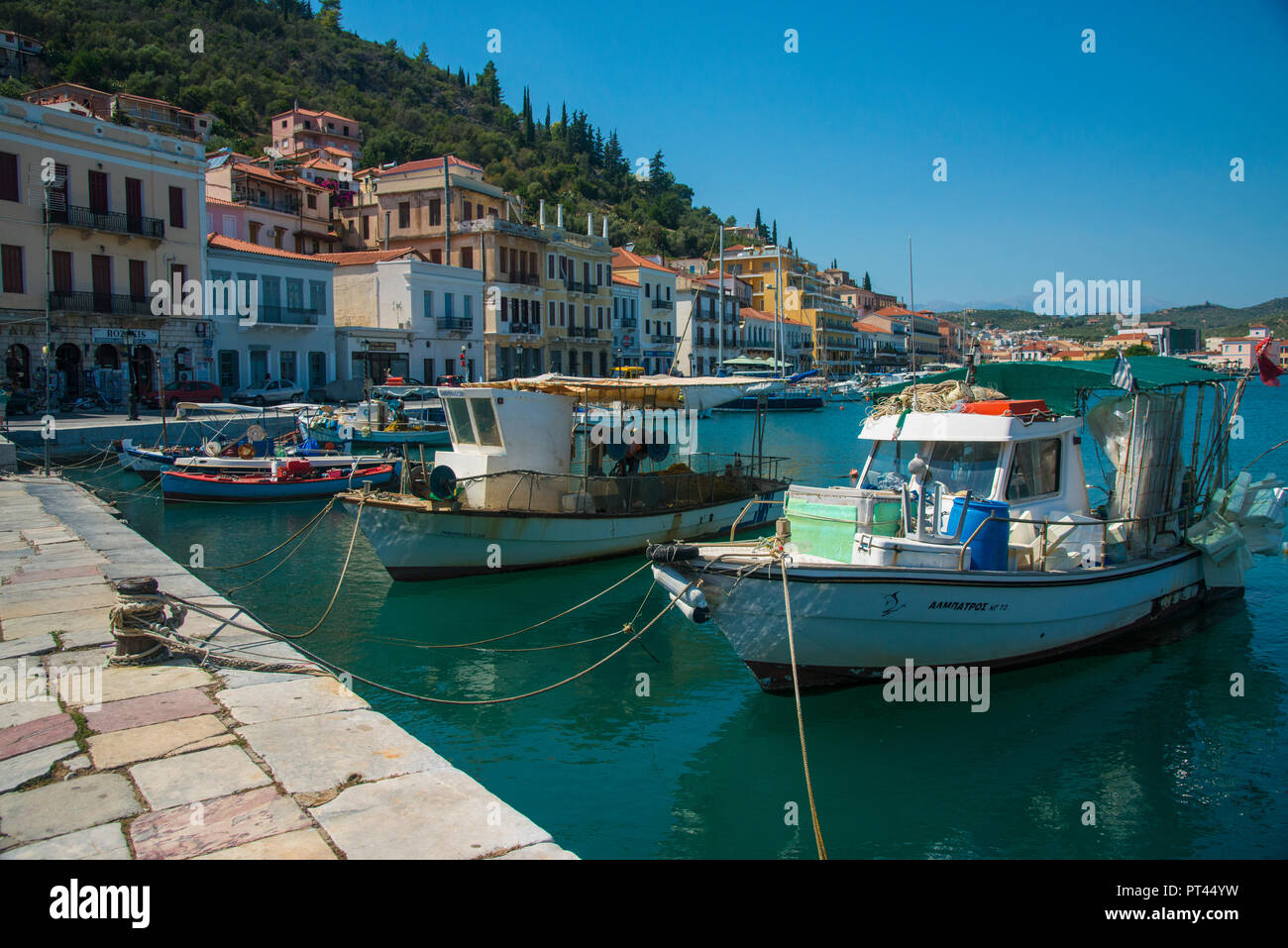 Barche da pesca in GHITHIO, Grecia Foto Stock