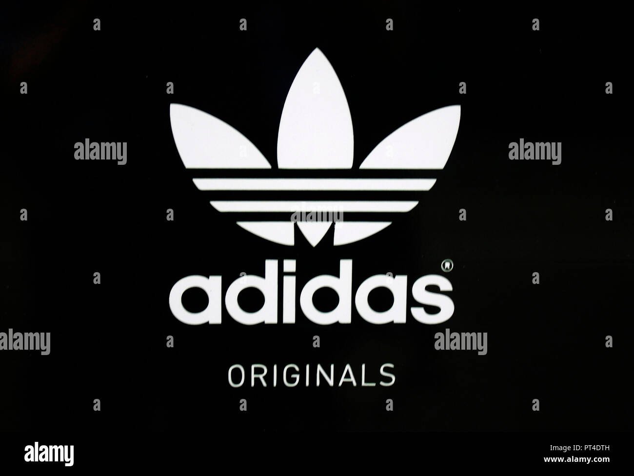 Immagini del simbolo adidas top