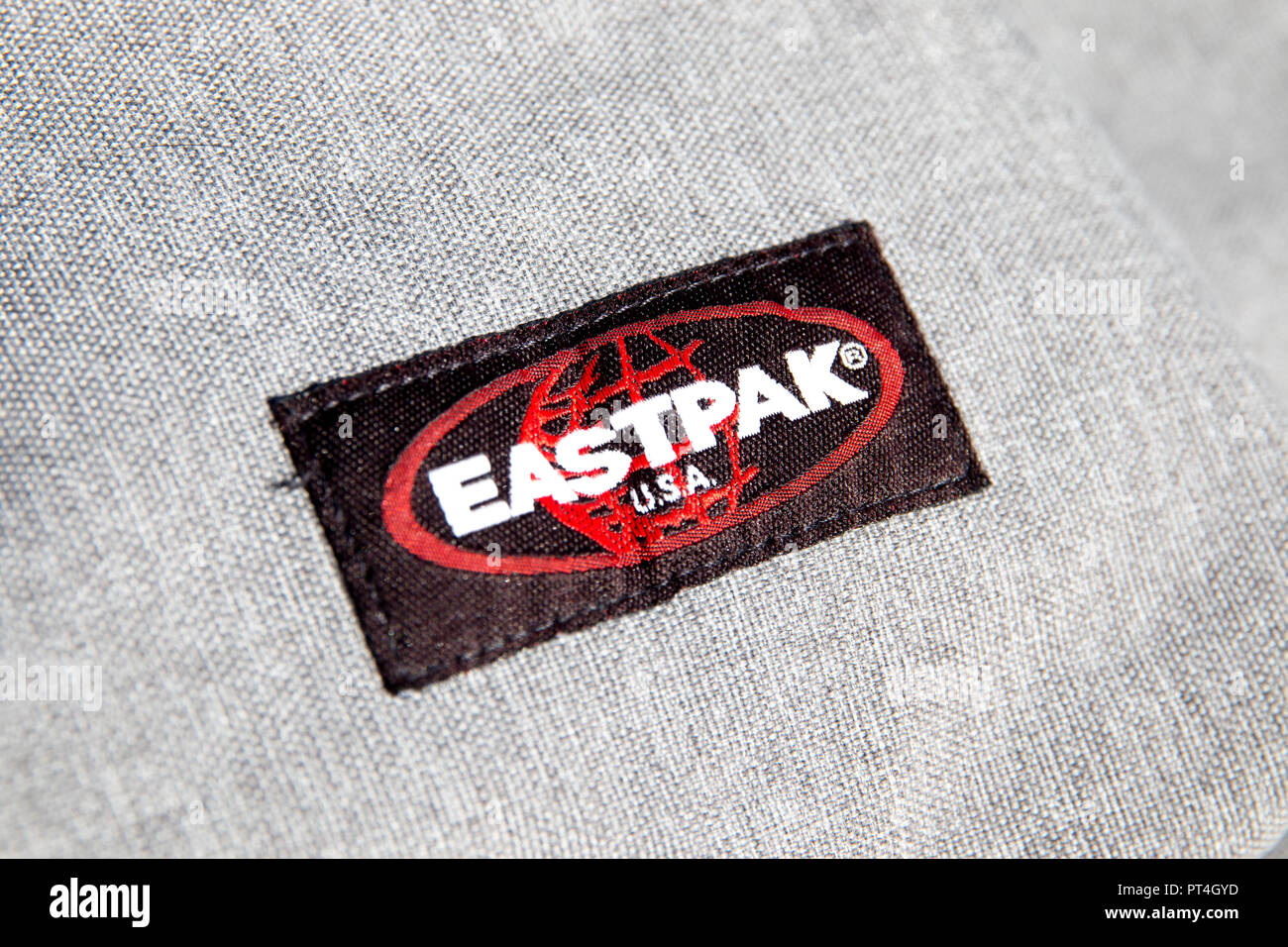 Eastpak borsa zaino east pack logo della scuola Foto stock - Alamy