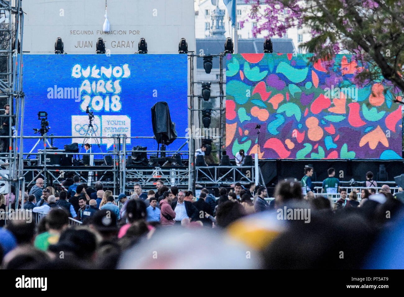 Buenos Aires, Argentina. 6 Ottobre, 2018. Il Buenos Aires 2018 logo che si vede durante la cerimonia di inaugurazione della 3a Buenos Aires 2018 Estate Olimpiadi della Gioventù. Credito: Fernando Oduber SOPA/images/ZUMA filo/Alamy Live News Foto Stock