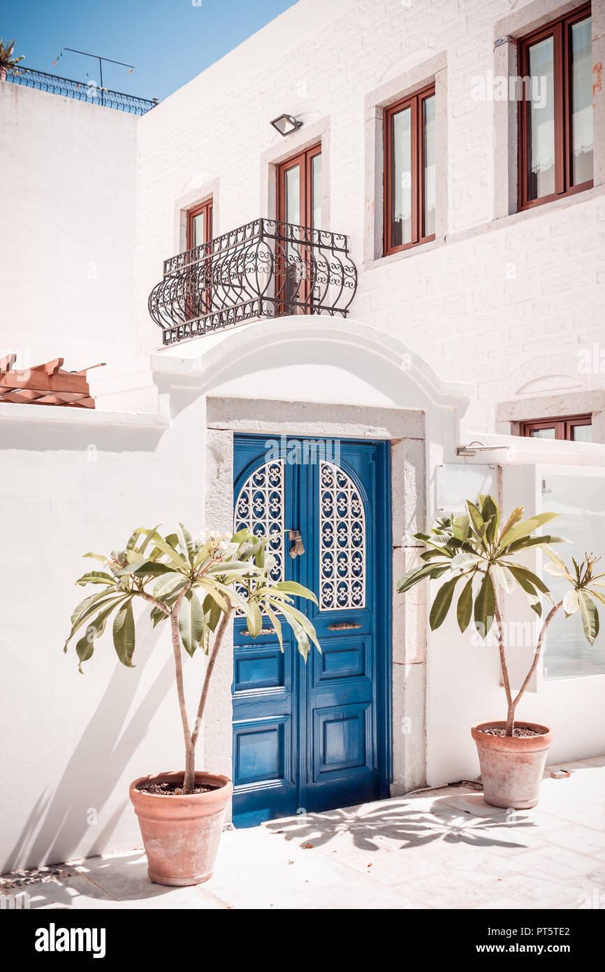 Blu stile Bodrum casa porta in Mugla, Turchia Foto Stock