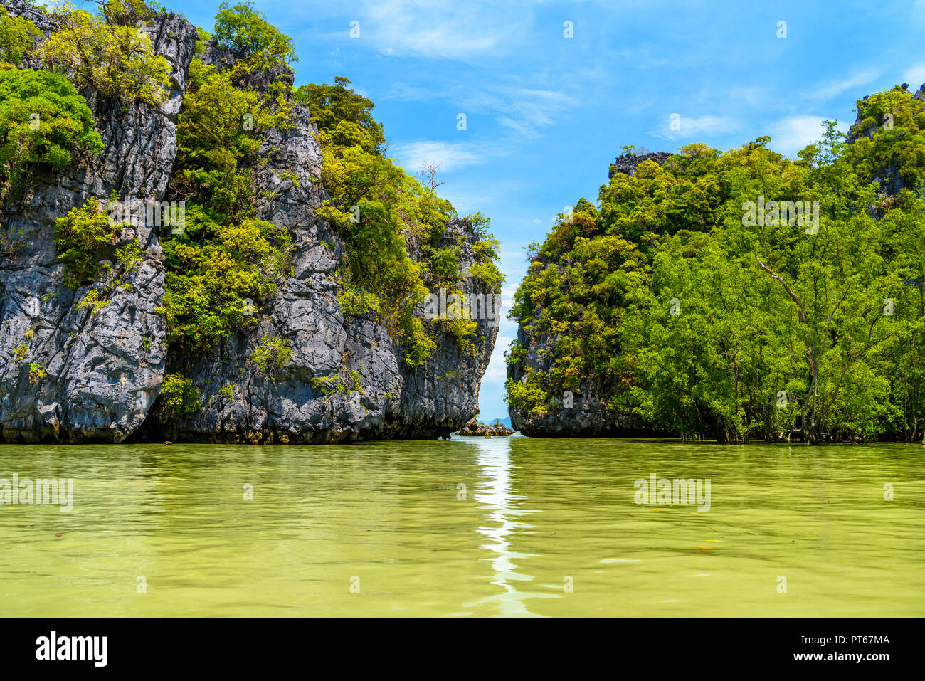 Ko Thalu Ok, Krasom, Takua Thung, Ao Phang-nga Parco Nazionale, Thailandia Foto Stock