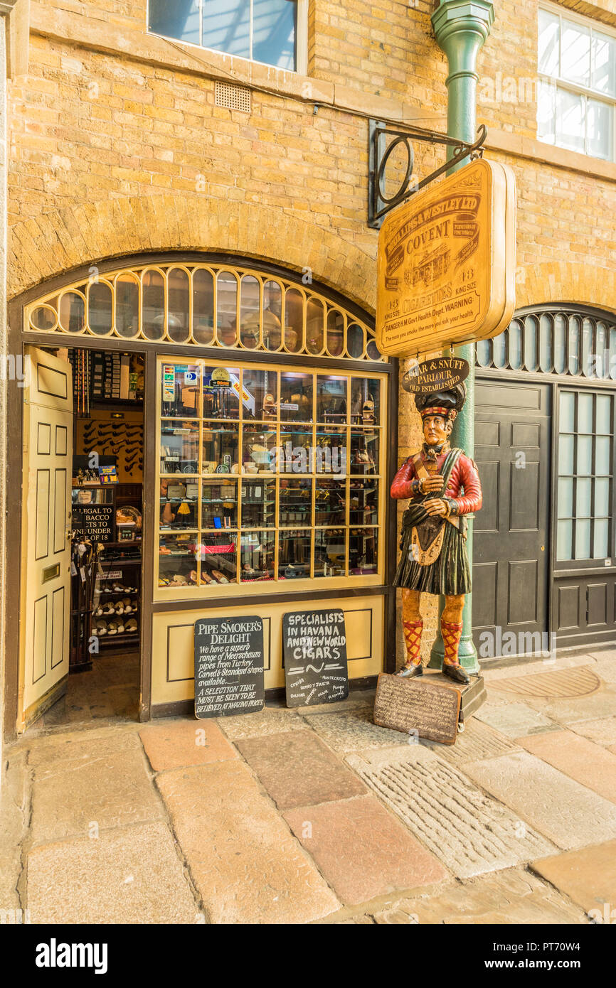 Una tipica vista in Londra Foto Stock