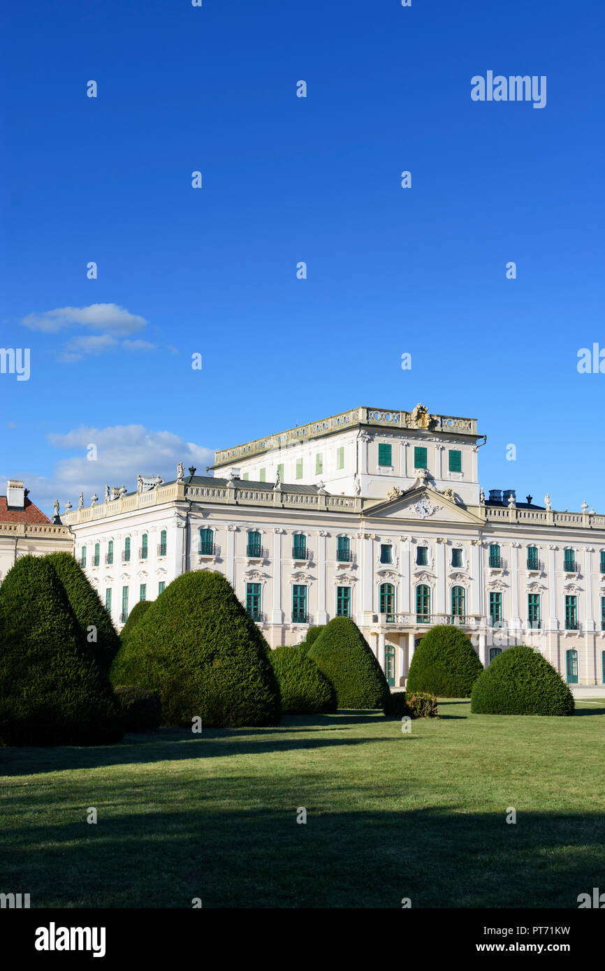 Fertöd: Schloss Esterhazy Esterhaza (palazzo), parkside, park di Neusiedler See (lago di Neusiedl), Győr-Moson-Sopron, Ungheria Foto Stock