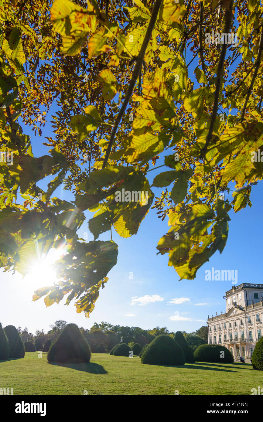 Fertöd: Schloss Esterhazy Esterhaza (palazzo), parkside, park di Neusiedler See (lago di Neusiedl), Győr-Moson-Sopron, Ungheria Foto Stock