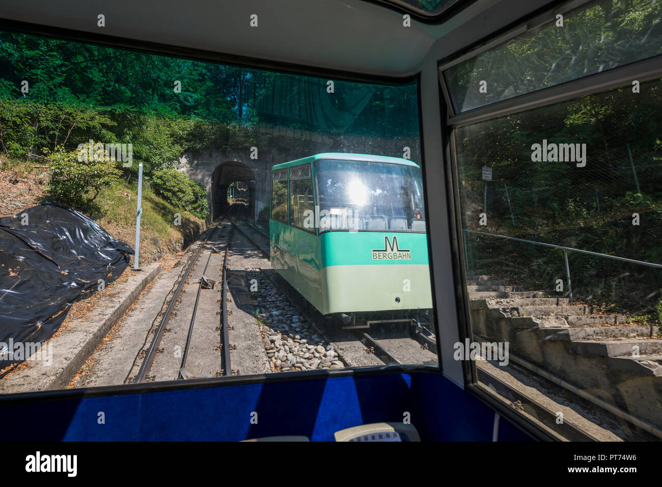 Baden-Baden, nella Foresta Nera, la Merkurbahn, funicolare per la vetta del monte Merkur, Foto Stock