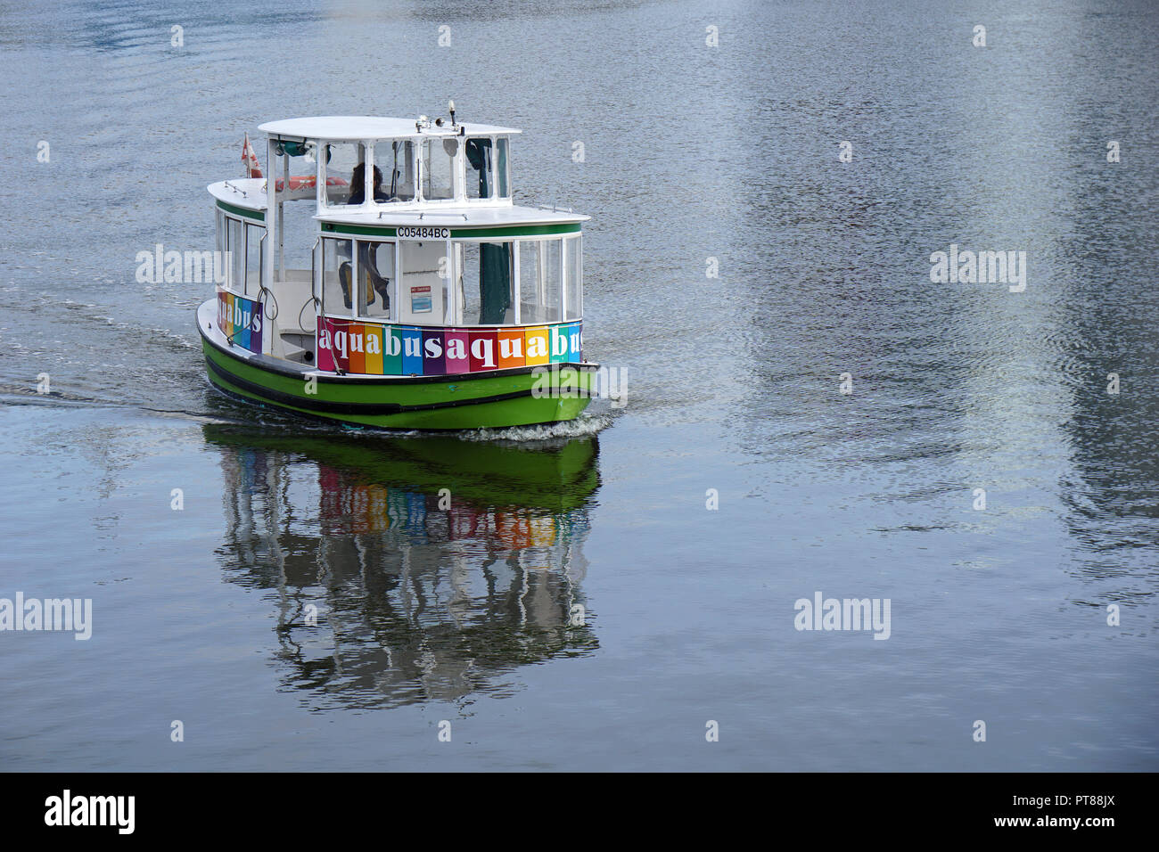 Aquabus piede traghetto passeggero , False Creek, Vancouver, Canada Foto Stock