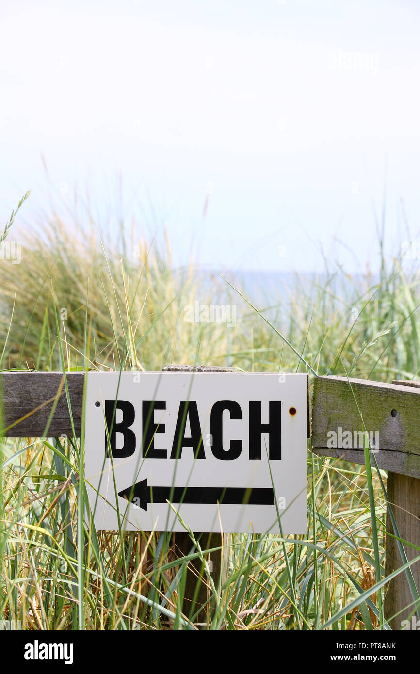 Segno per la spiaggia di Alnmouth, Northumberland, Inghilterra Foto Stock