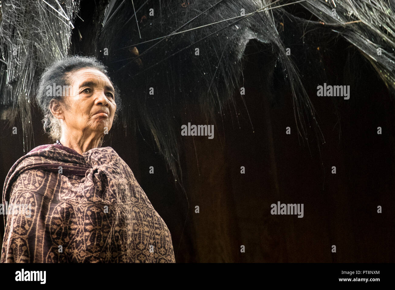 Popolo indonesiano in abito tradizionale Foto Stock