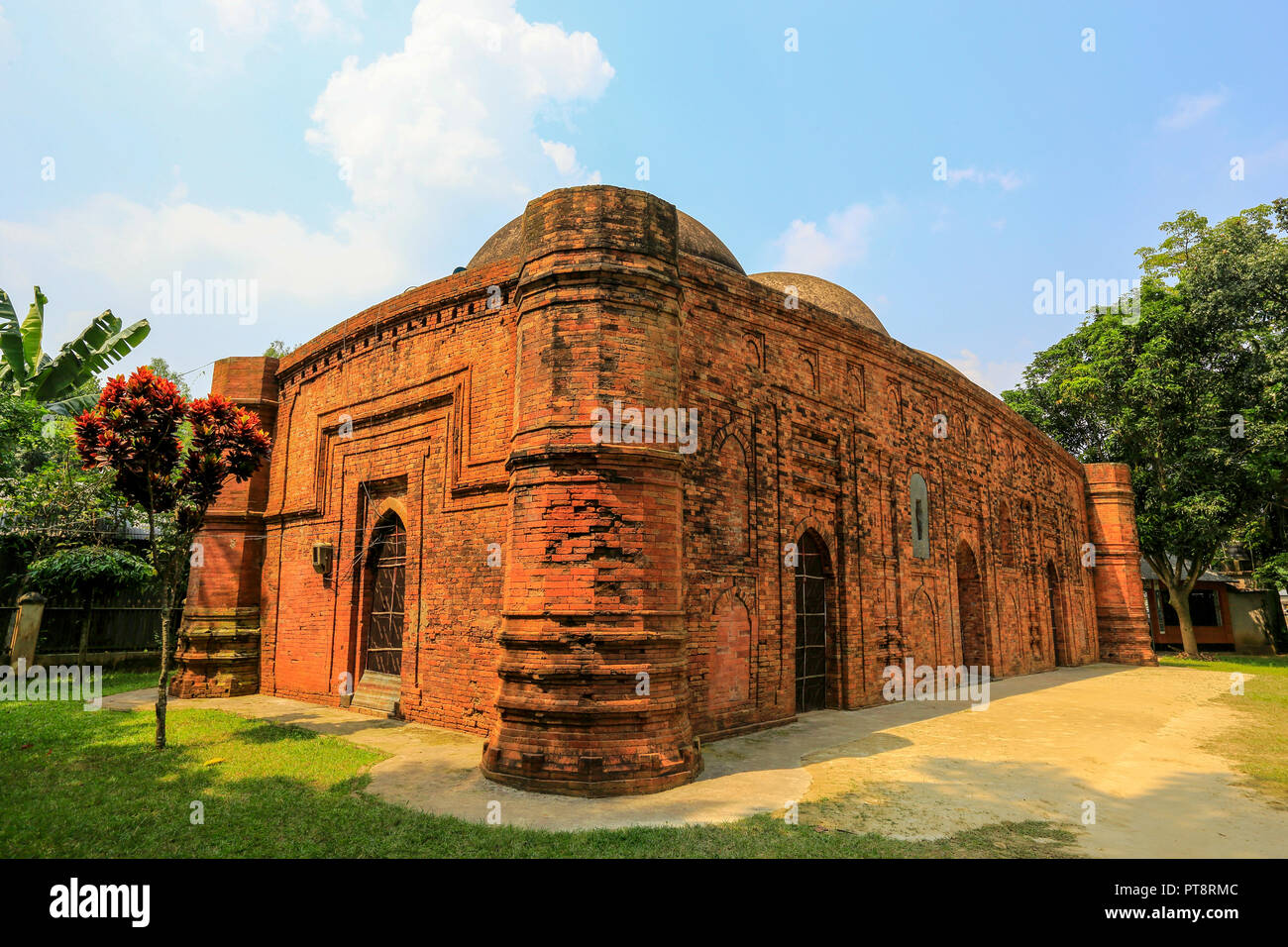 La Moschea Kherua (1582) a Sherpur. Bogra, Bangladesh. Foto Stock