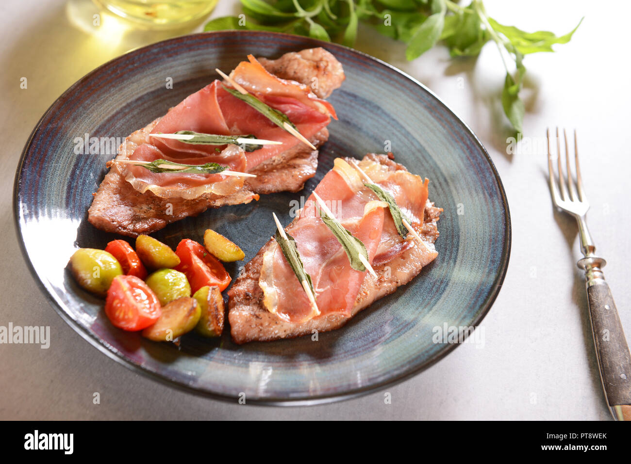Saltimbocca alla salvia Foto Stock